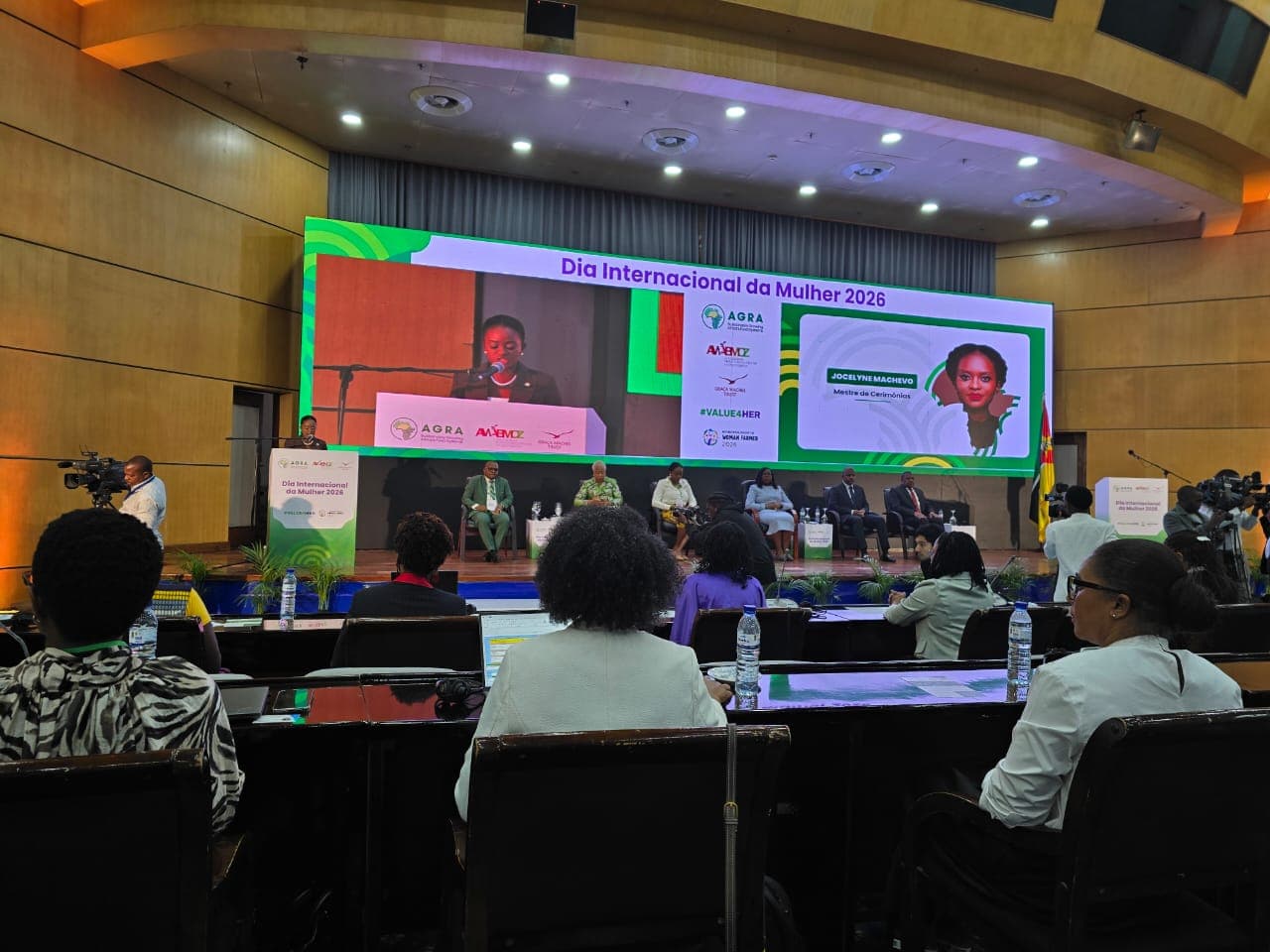 AMAVI Presente na Conferência da Mulher Organizada pela AGRA